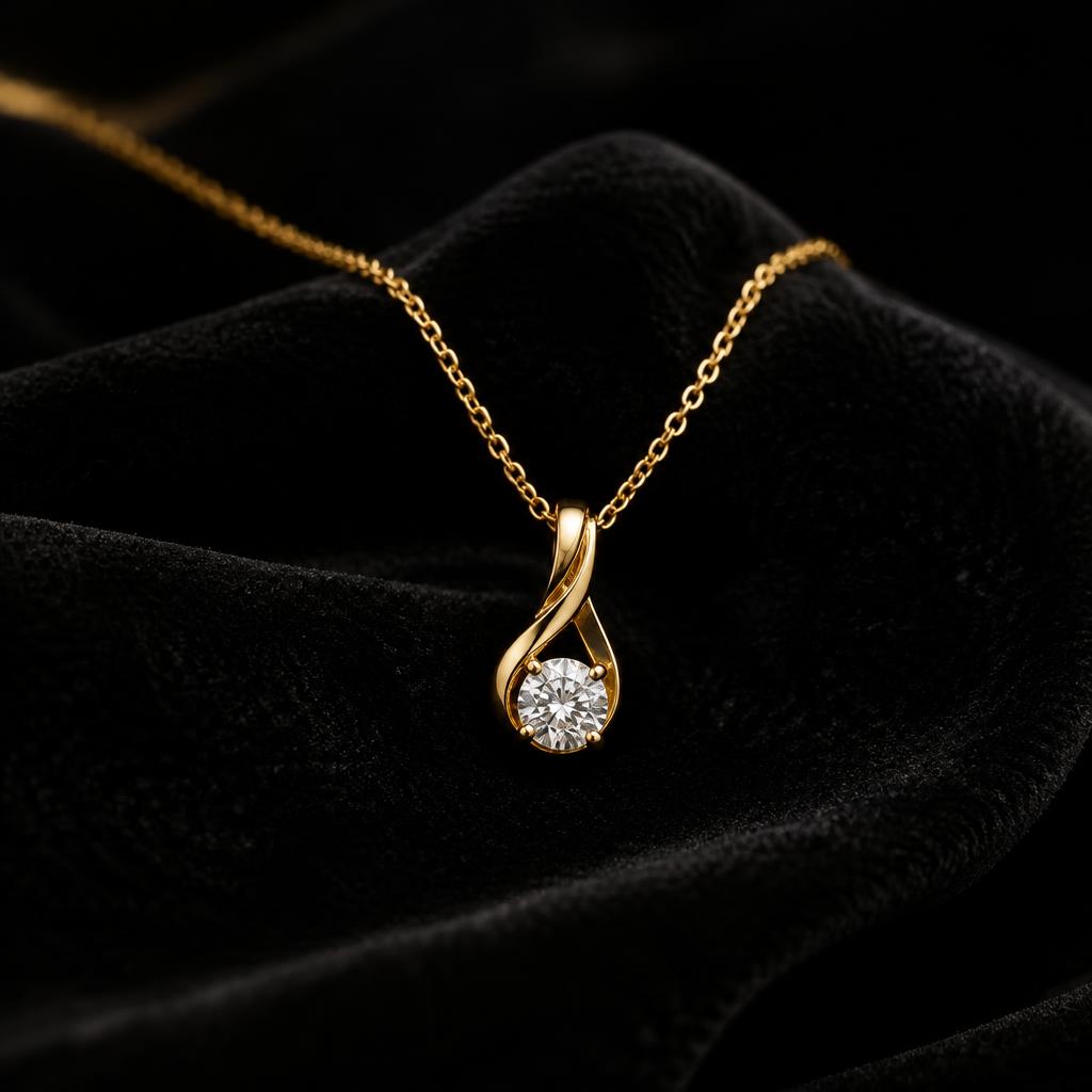 Bespoke 18K gold pendant with a certified natural diamond